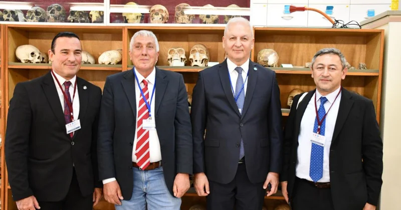 Türk dünyasının arxeoloqları Hacettepe Universitetinin laboratoriyaları ilə tanış olublar