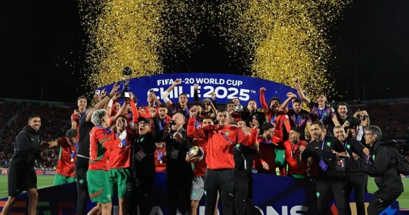 20 yaşadək futbolçular arasında dünya çempionu oldular