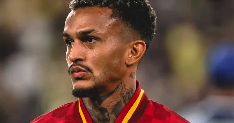 “Roma”nın 60 milyonluq futbolçusu uğrunda İngiltərə nəhəngləri mübarizəyə qoşuldu