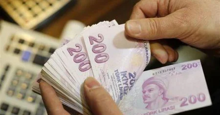 Türkiyədə minimum əməkhaqqı 757 dollara yüksələ bilər
