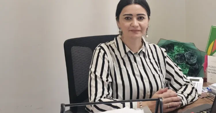 Məktəbli formasına görə uşağı utandırmaq olmaz AÇIQLAMA