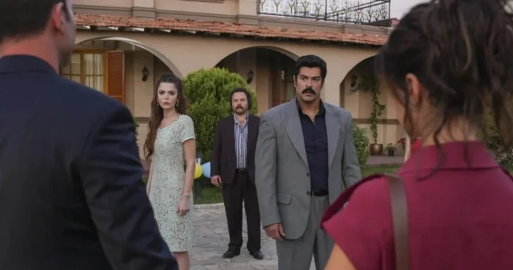 Burak Özçivitin serialında yeni aktyor Foto