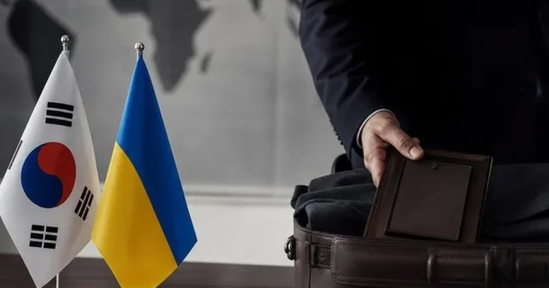 Южная Корея отзывает дипломатов из Украины