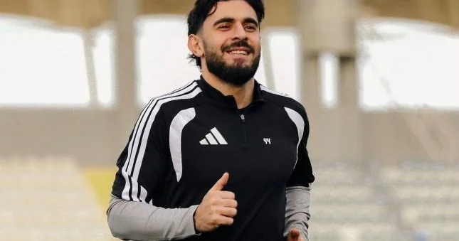 Elvin həkim nəzarətində məşqə çıxdı Şəkillər