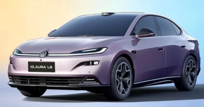 “Volkswagen” yeni elektrikli sedanını TƏQDİM ETDİ