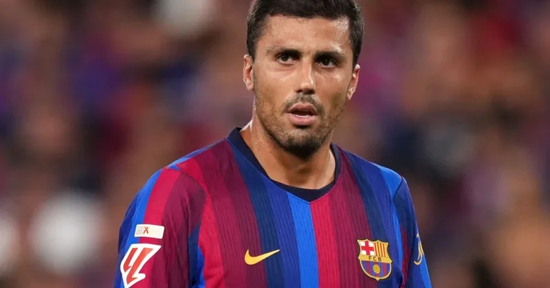 Flik “Barselona”nın əsas futbolçusunu niyə ehtiyatda saxladığını açıqladı