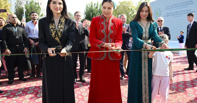Leyla Əliyeva Aşqabadda MAMA “Ana təbiət” sərgisinin açılışında FOTO