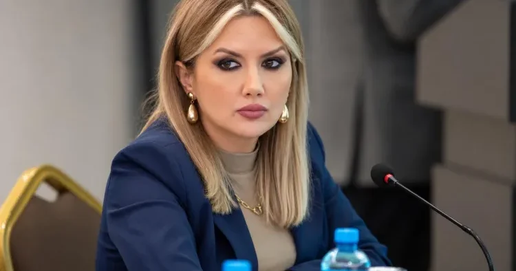 Qardaşlıq başqa, daxili işlərə müdaxilə başqa Türkiyə hakimiyyətinə açıq MESAJ