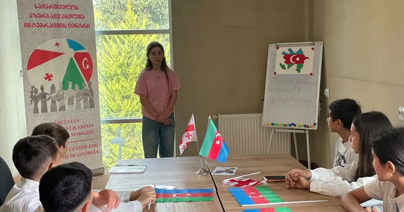 Gürcüstanda Azərbaycanın Müstəqilliyinin Bərpası Günü qeyd olunub
