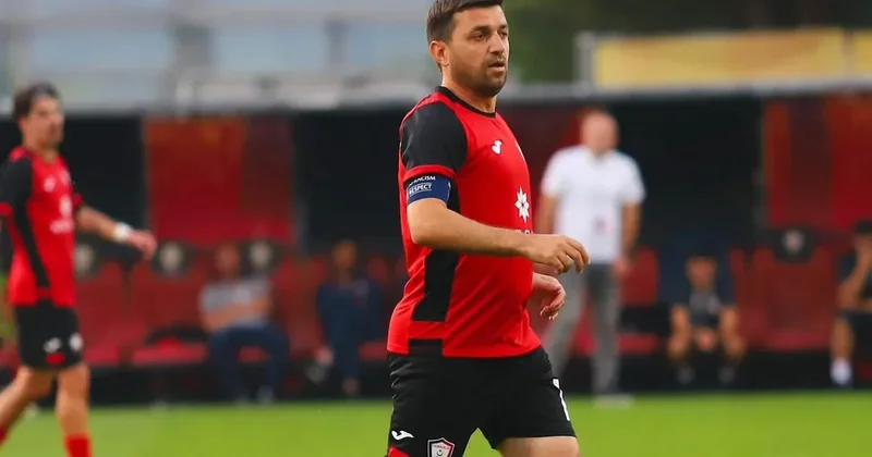 “Qəbələ”nin futbolçusu: “40 yaşında meydana çıxmaq tarixdə qalan göstəricidir”