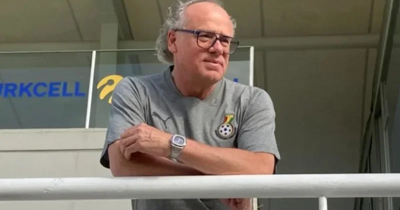 Azərbaycan millisinin sabiq məşqçisi Bernard Lippert FIFA eksperti kimi Bakıya gəlir