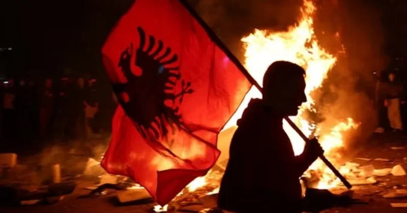 Протестующие в Албании отвергли предложение премьер министра о диалоге