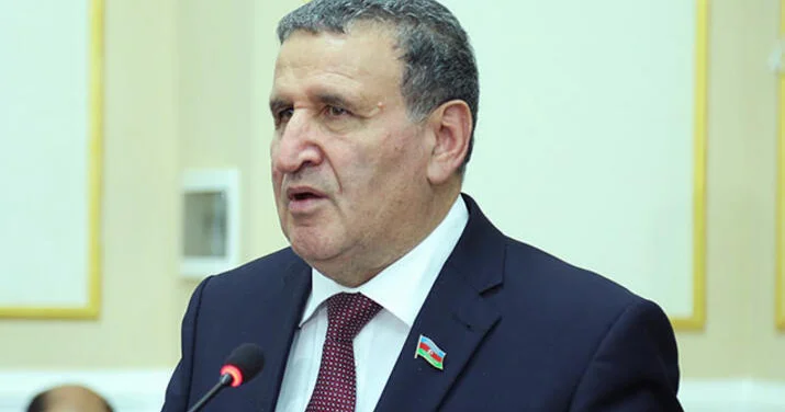 İsa Həbibbəyli: “Xalq Qurban Yetirmişliyə inanır”