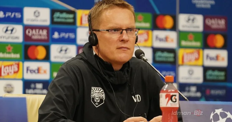 Dambrauskas “Borussiya”ya məğlubiyyətdən sonra futbolçuları ilə fəxr etdiyini söylədi