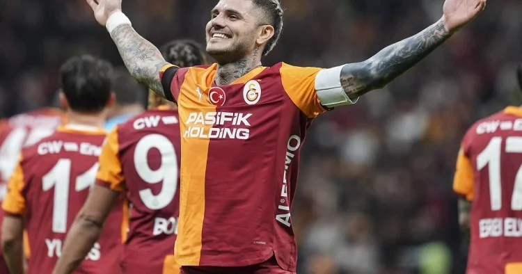 Qalatasaray dan ayrılan ulduz futbolçu Beşiktaş a keçə bilər