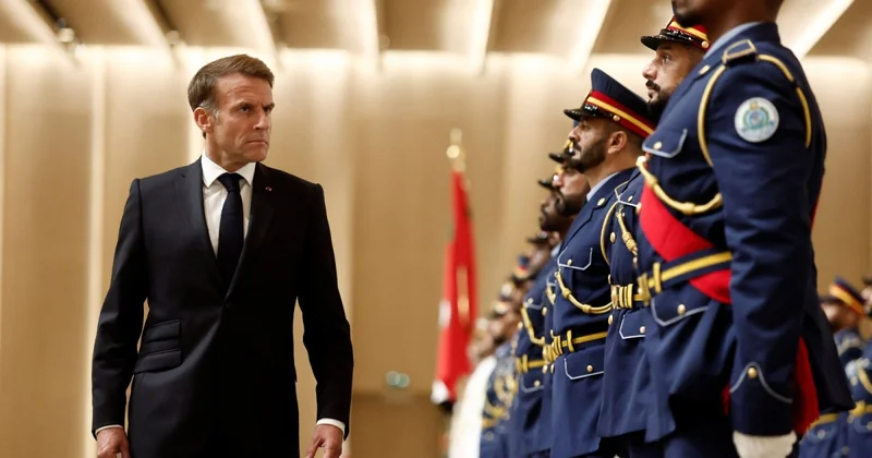 Makron üçün SON ZƏNG çalınır?