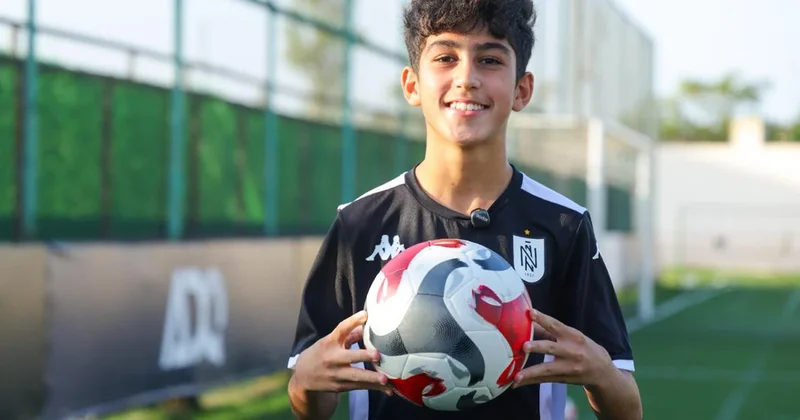 Şəhid qardaşının xatirəsini qolları ilə yaşadan “Neftçi”nin gənc futbolçusu ilə MÜSAHİBƏ FOTO/VİDEO
