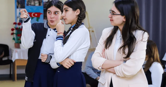 Regionlarda məktəblərin boşalma səbəbləri nələrdir? ARAŞDIRMA
