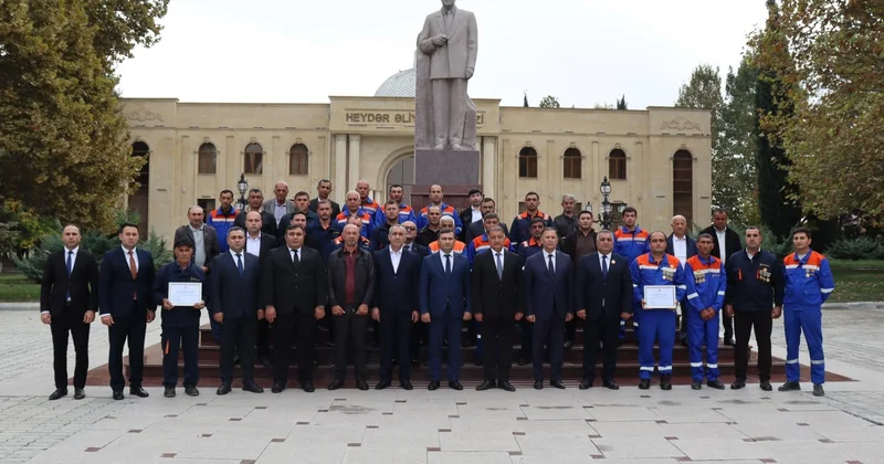 Samux rayonunda Energetiklərin Peşə Bayramı Günü qeyd edilib