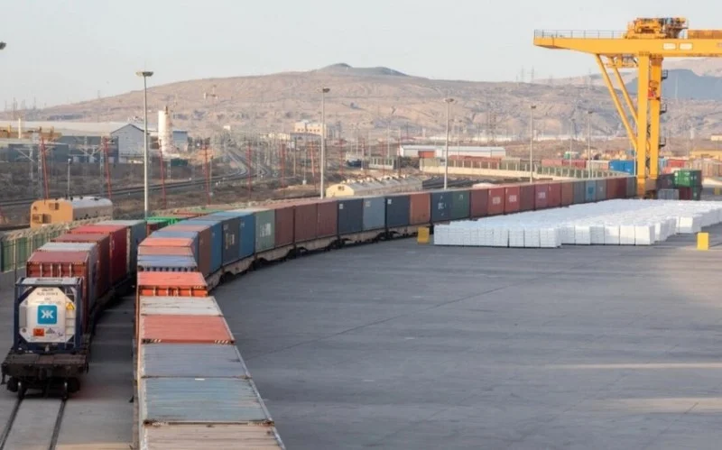 Dəmir yolu ilə daşınan tranzit yüklər yol vergisindən azad edilir