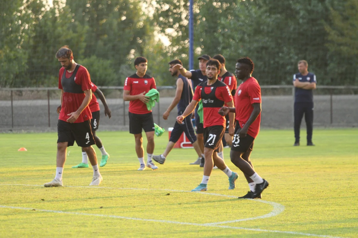 “Qəbələ” rəqibini meydana çıxmağa peşman etdi 20:0!