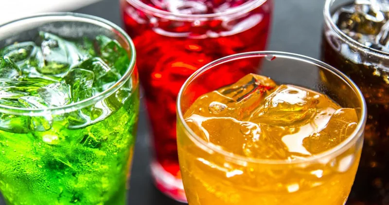 Tərkibində şirniyyatdan çox şəkər olan içkilər Diyetoloqlar açıqladı