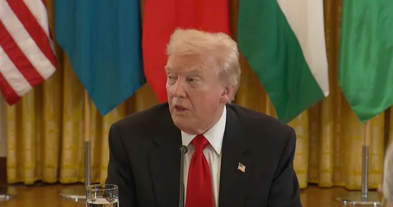 Успех в урегулировании конфликта между Арменией и Азербайджаном удивил Путина Дональд Трамп