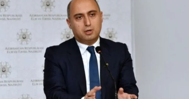 Nazir tam ştata keçiriləcək müəllimlərin sayını və dərs saatını açıqladı