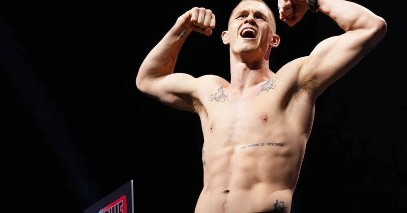 Maxaçevi 100 faiz məğlub edə bilərəm Qarri çempiona meydan oxudu