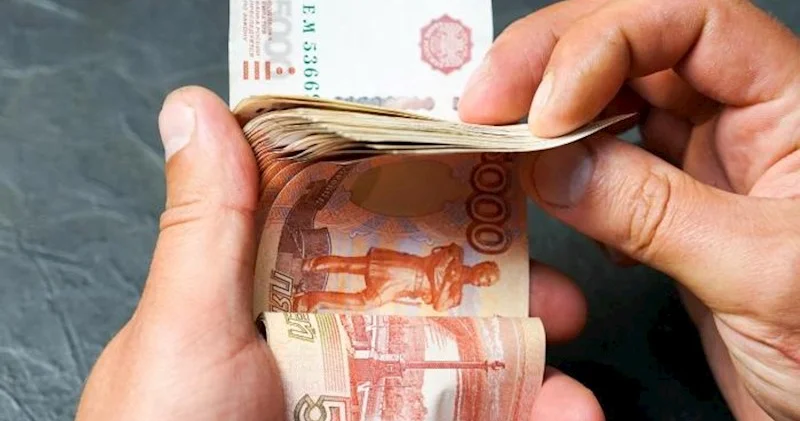 Rusiyada minimum əməkhaqqı artırılacaq