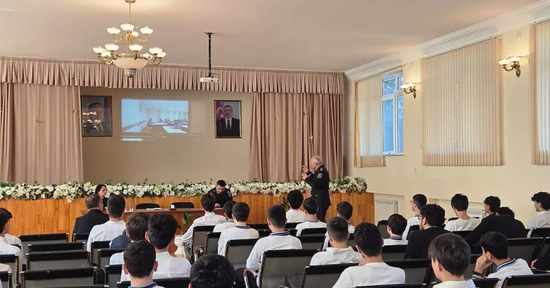 Polis Akademiyası təbliğat təşviqat tədbirlərini davam etdirir FOTOLAR