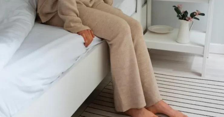 Səhər hansı ayaqla qalxmaq lazımdır sağ, yoxsa sol?