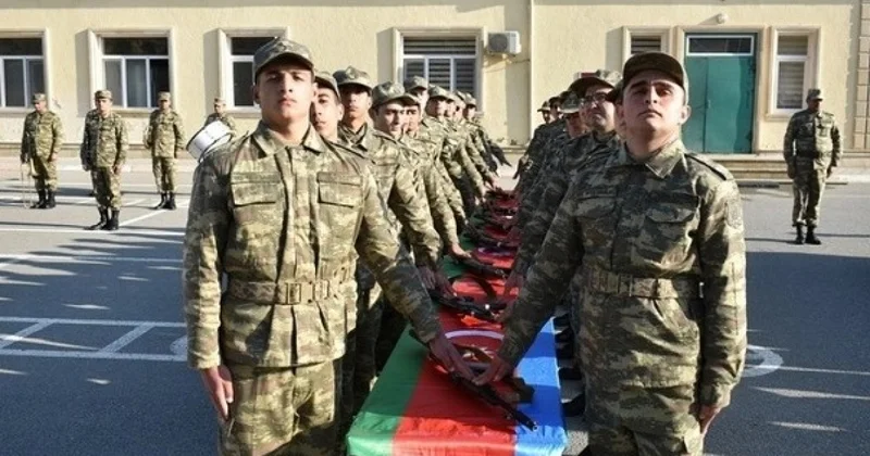 Ильхам Алиев объявил призыв на военную службу