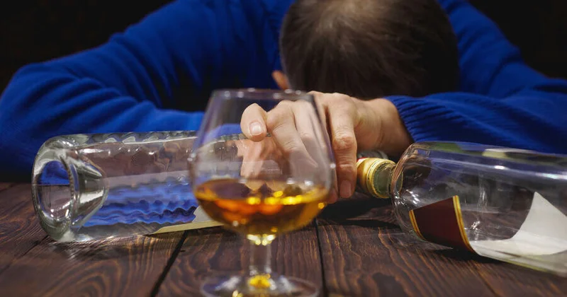 Metanol zəhərlənməsi ilə bağlı xəbərdarlıq KONKRET