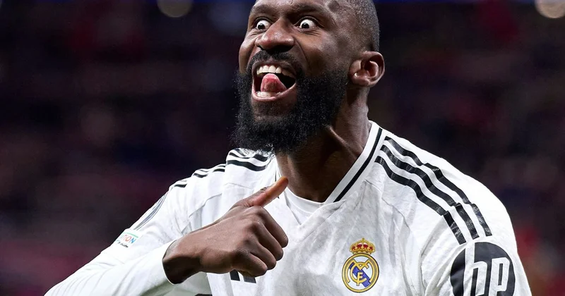 Türkiyə nəhəngi Rüdiger üçün hərəkətə keçə bilər