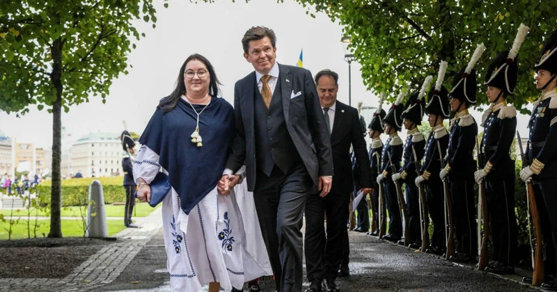 İsveç parlamentinin spikeri xanımının vergiödəyicilərinin hesabına səyahət etdiyinə görə tənqidə məruz qalır