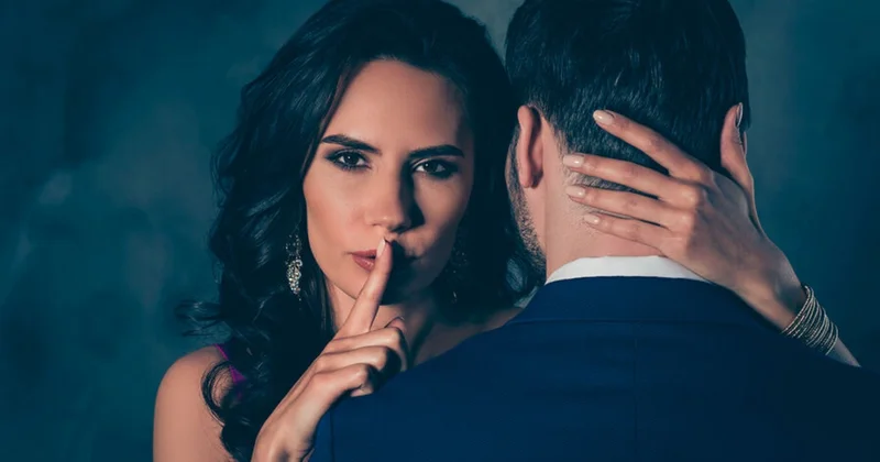 Pivə içmir, amma zina edir...