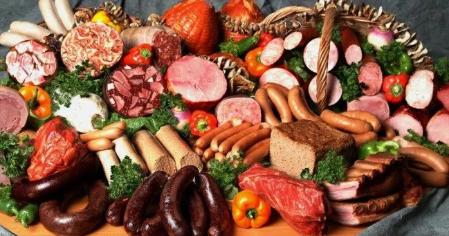 DİQQƏT: Bu qidalar bağırsaq xərçəngi yaradır