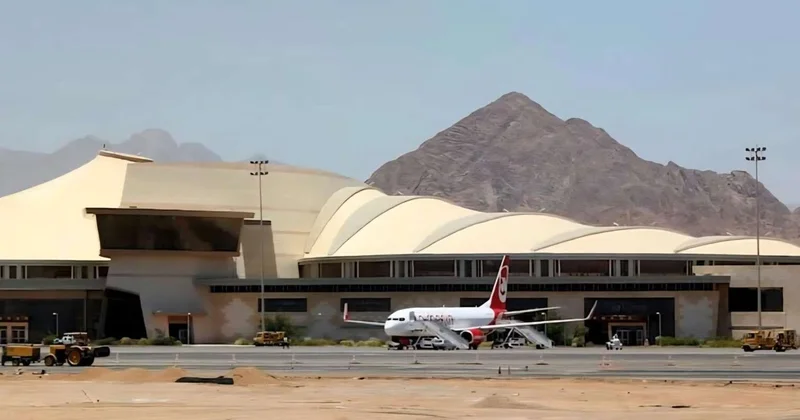 Azərbaycanlılar Misirdə hava limanında qaldılar Səyahət şirkətindən AÇIQLAMA