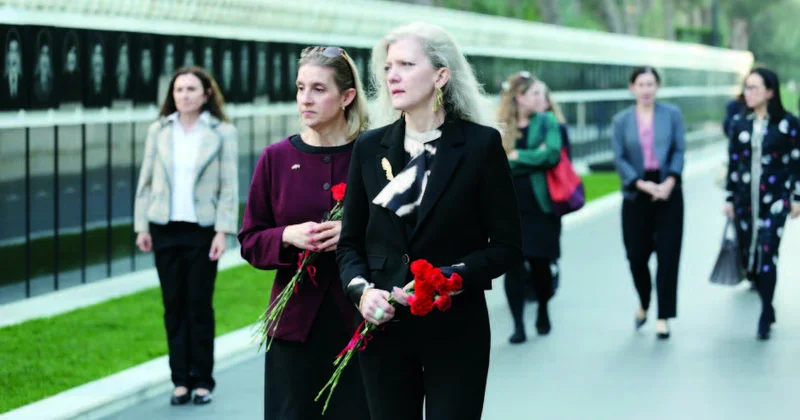 Alison Huker, səfir Morqentau və “qızıl xaçlı Barton”