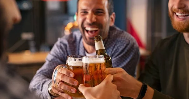 Kişi sağlamlığının ən vacib ŞƏRTİ: Dostlarla həftədə 2 dəfə görüşmək…