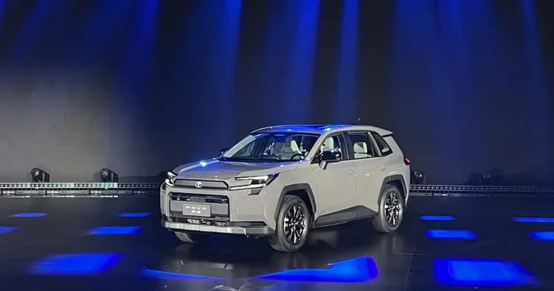 Новый Toyota RAV4 представлен в Китае ФОТО