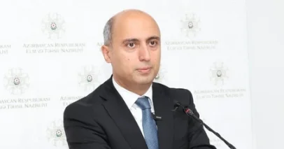 Emin Əmrullayev məktəblərdə çalışan müəllimlərin sayını açıqladı