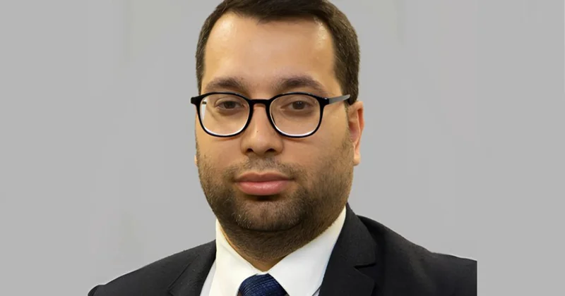 Nazir müşavirini departament müdiri təyin etdi Foto