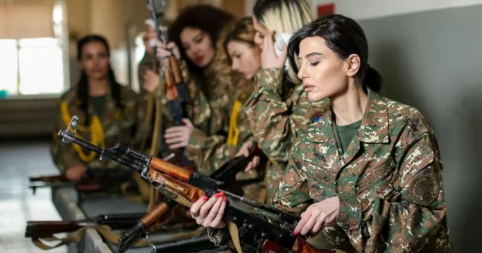 Ermənistanda bu qadınlar hərbi xidmətə çağırılırlar