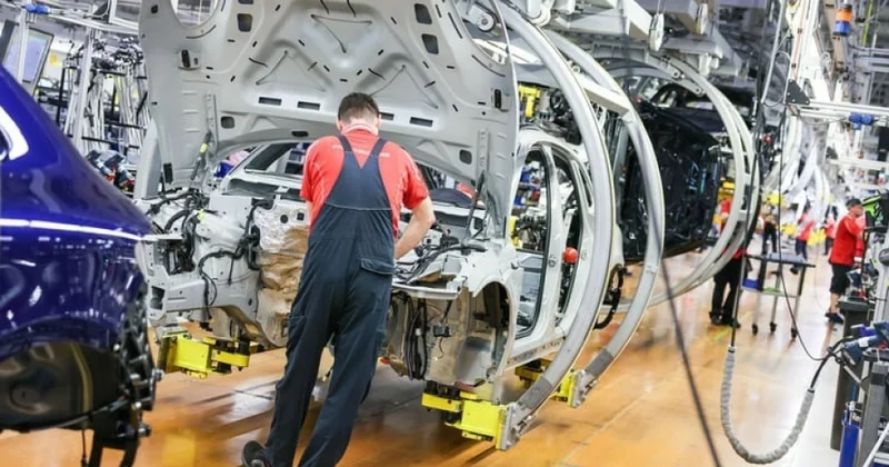 Almaniyanın avtomobil sənayesində məşğulluq kəskin azalıb