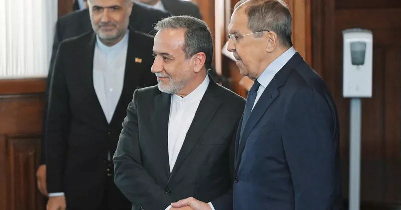 Lavrov Araqçı ilə bu məsələləri müzakirə etdi