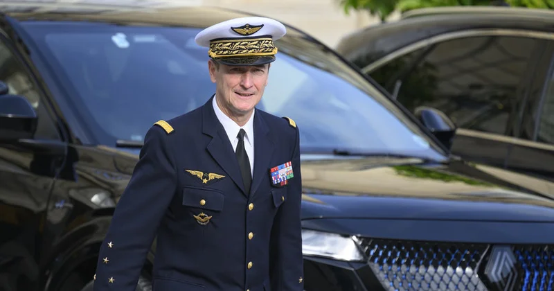 Fransa generali: “Rusiya ilə qarşıdurma səbəbindən övladlarımızı itirməyə hazır olmalıyıq”