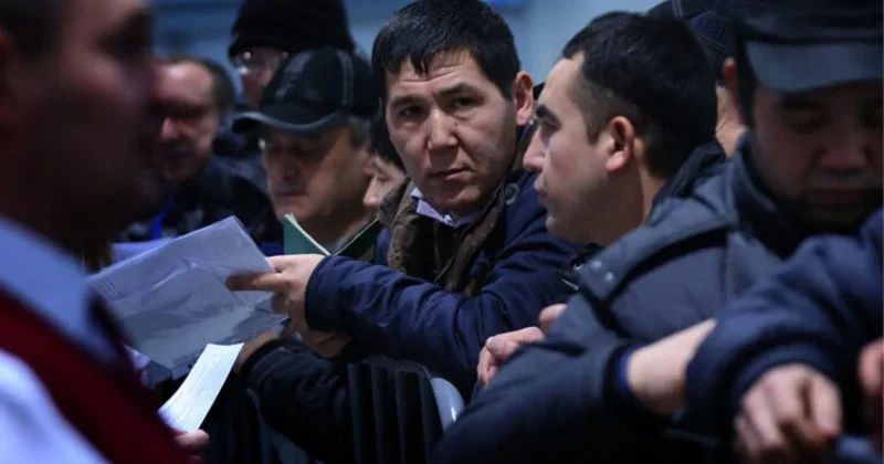 В России ужесточены правила выдачи медполиса мигрантам