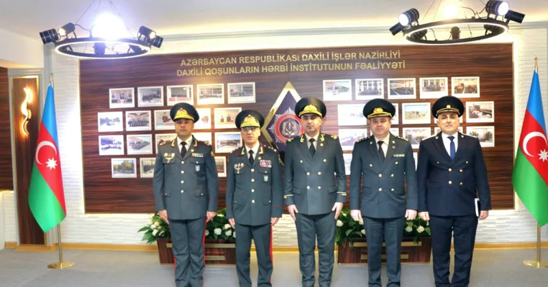 Generalların iştirakı ilə institutda geniş dəyirmi masa keçirilib Foto